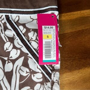 XHILARATION board shorts 🤎 NWT 🤎 adjustable waist 🤎 snap closure 🤎 small